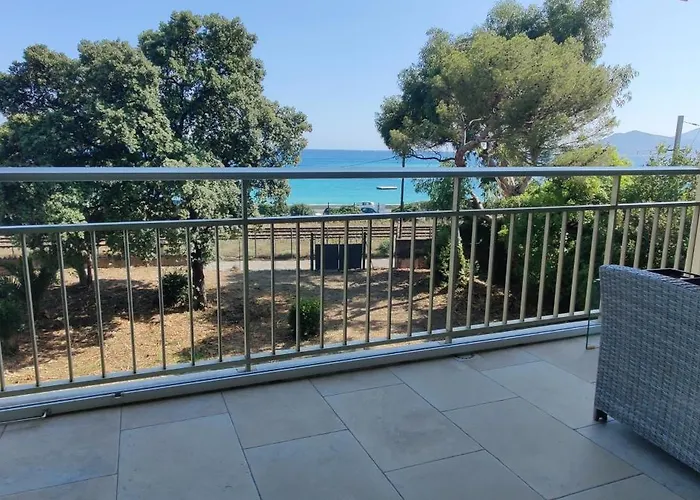 With Sea View *